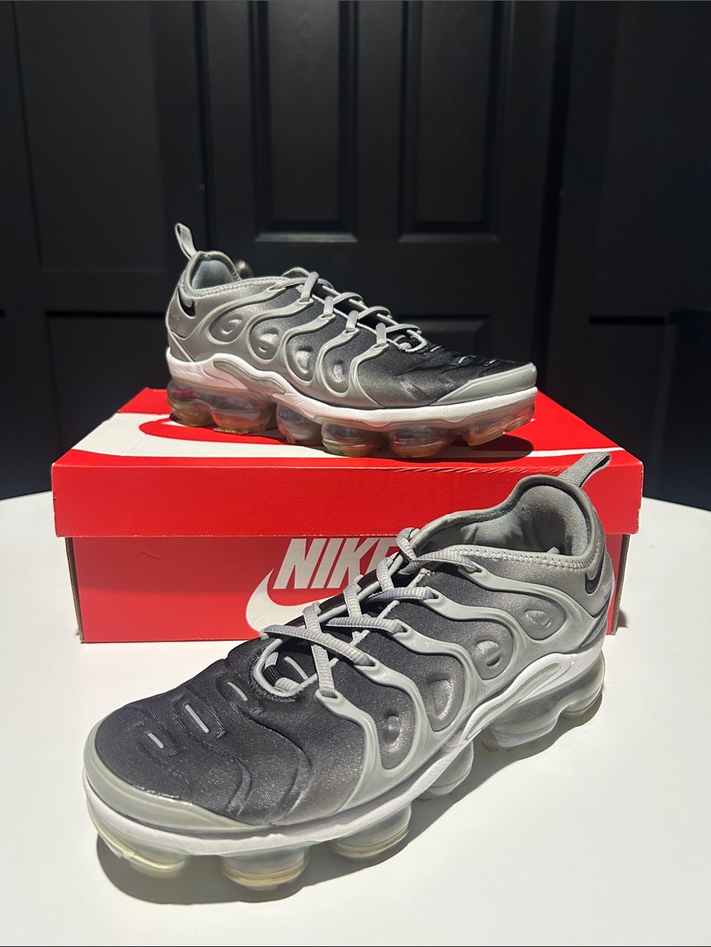 Nike Air VaporMax Plus “Wolf Grey Black” Women’s Size 9.5